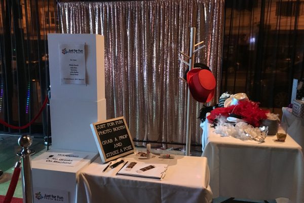engagementbooth2-8309-ver-20